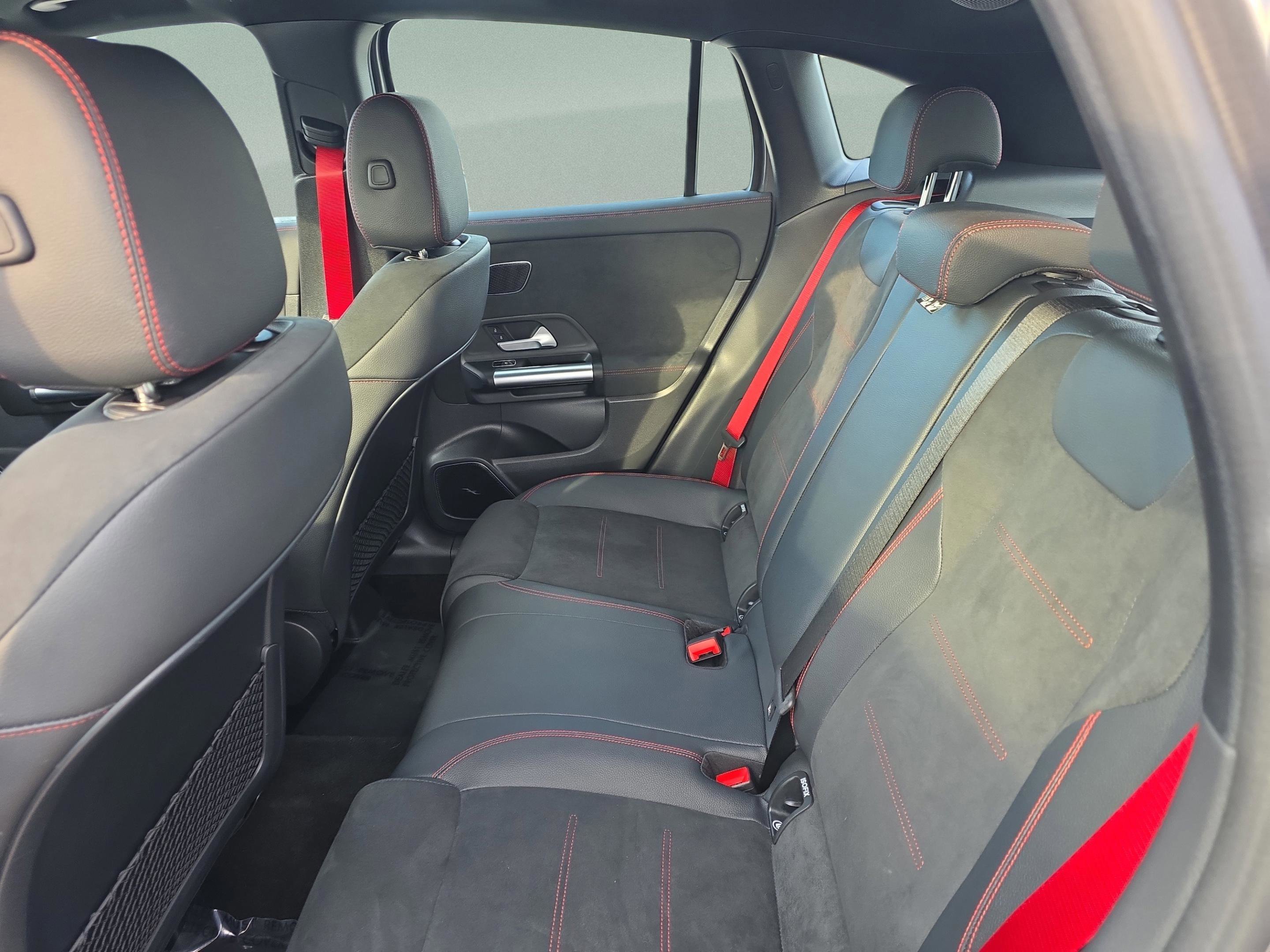 Used 2026 Mercedes-Benz GLA 35 AMG 4MATIC image 8