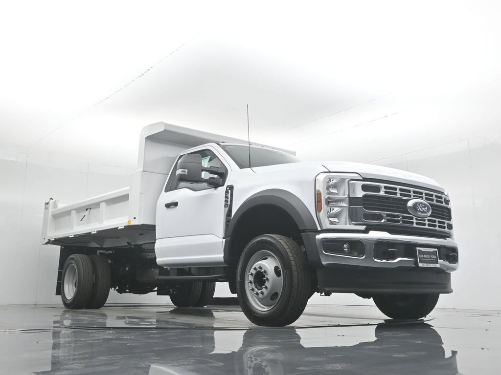 New 2025 Ford F550 2WD Regular Cab Super Duty image 41