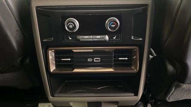 Used 2025 GMC Hummer EV 2X image 27