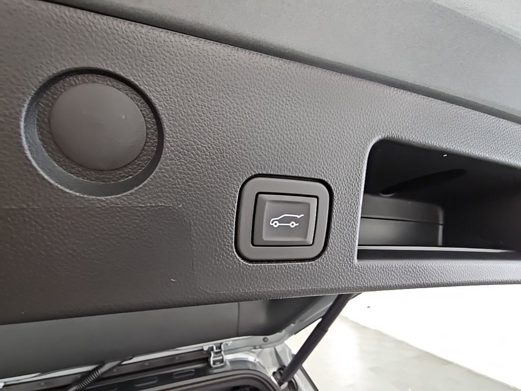 New 2026 GMC Terrain AT4 w/ Convenience Package III AWD/4WD image 35