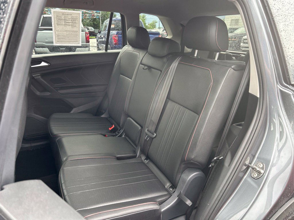 Used 2024 Volkswagen Tiguan Wolfsburg Edition FWD image 35