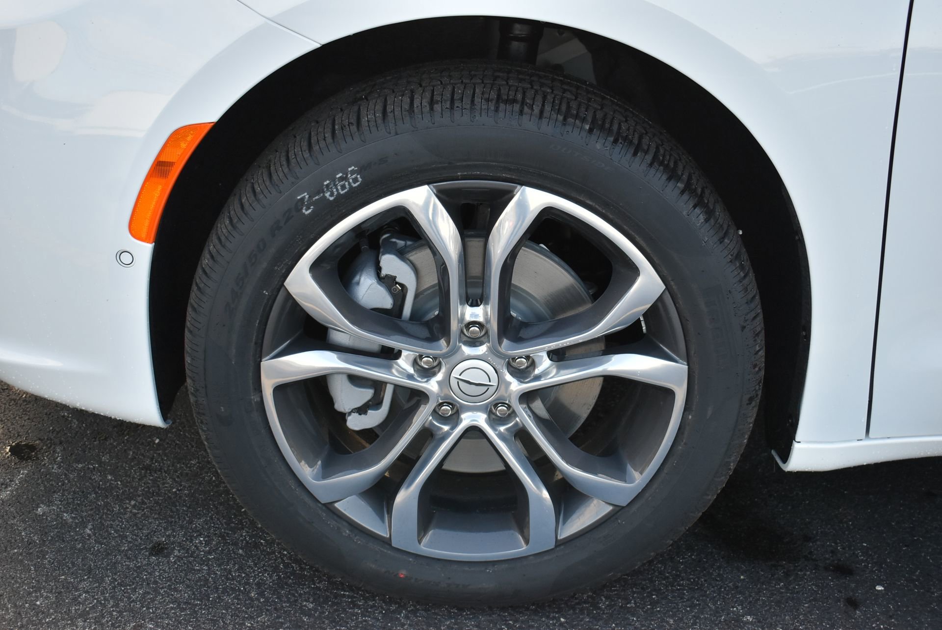 New 2026 Chrysler Pacifica Pinnacle image 11