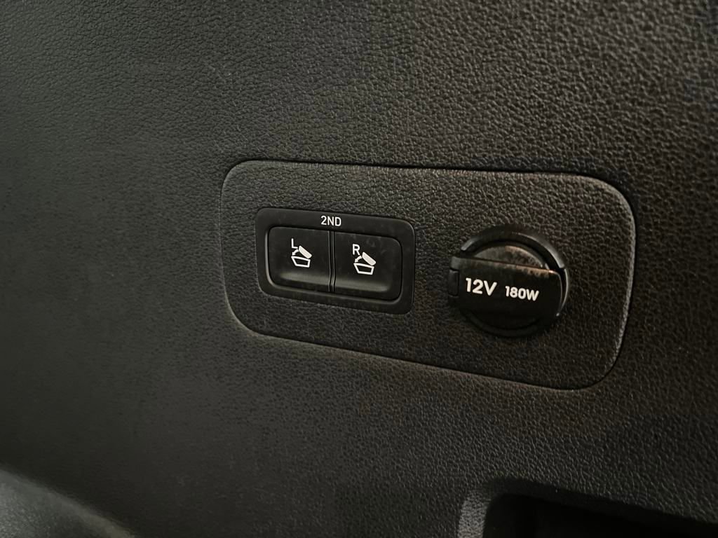 Used 2023 Hyundai Santa Fe SEL Premium image 34