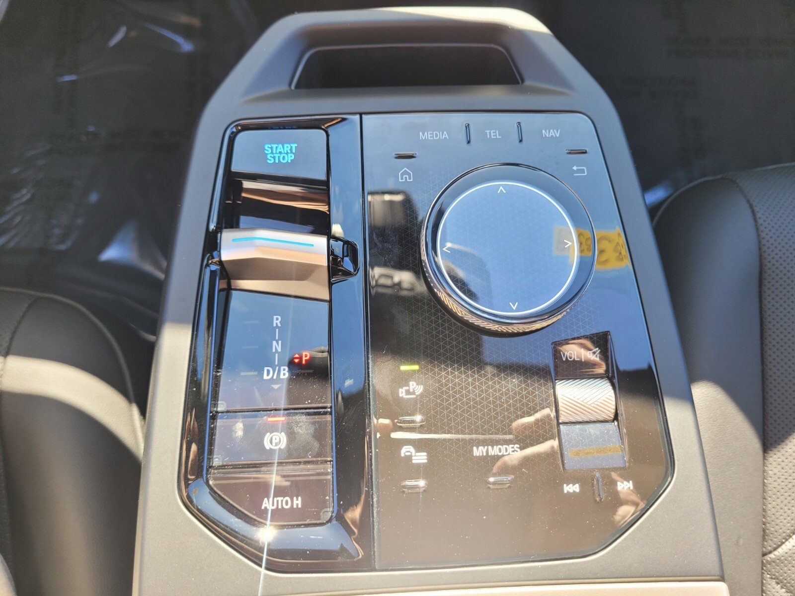 Used 2026 BMW iX xDrive45 image 23