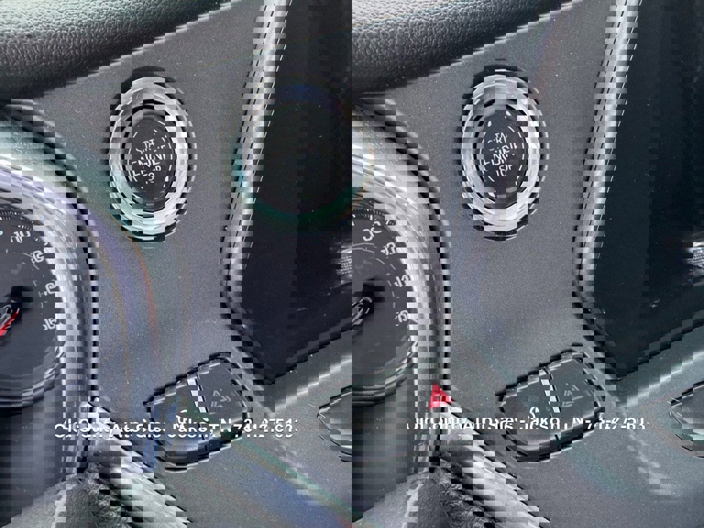 Used 2020 Chevrolet Blazer LT image 26