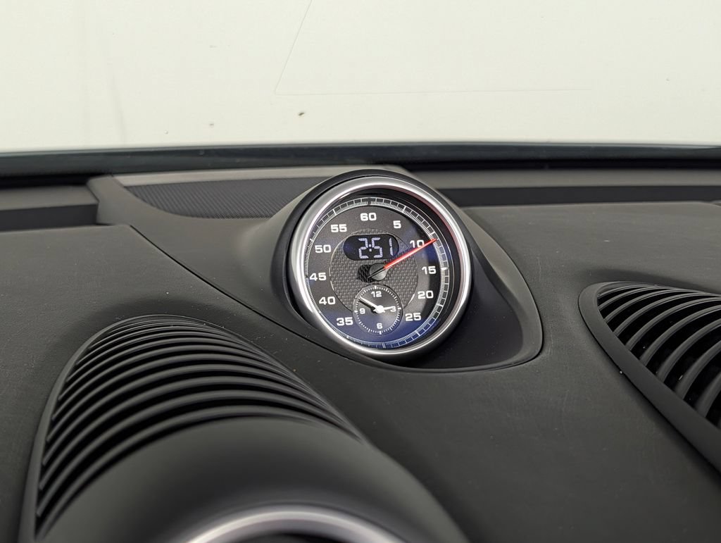 Certified 2024 Porsche 718 Boxster RWD image 28