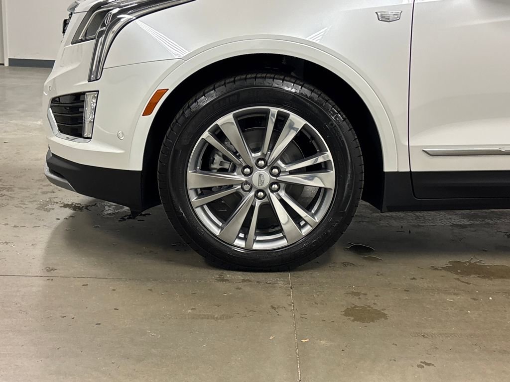 New 2026 Cadillac XT5 Premium Luxury image 8
