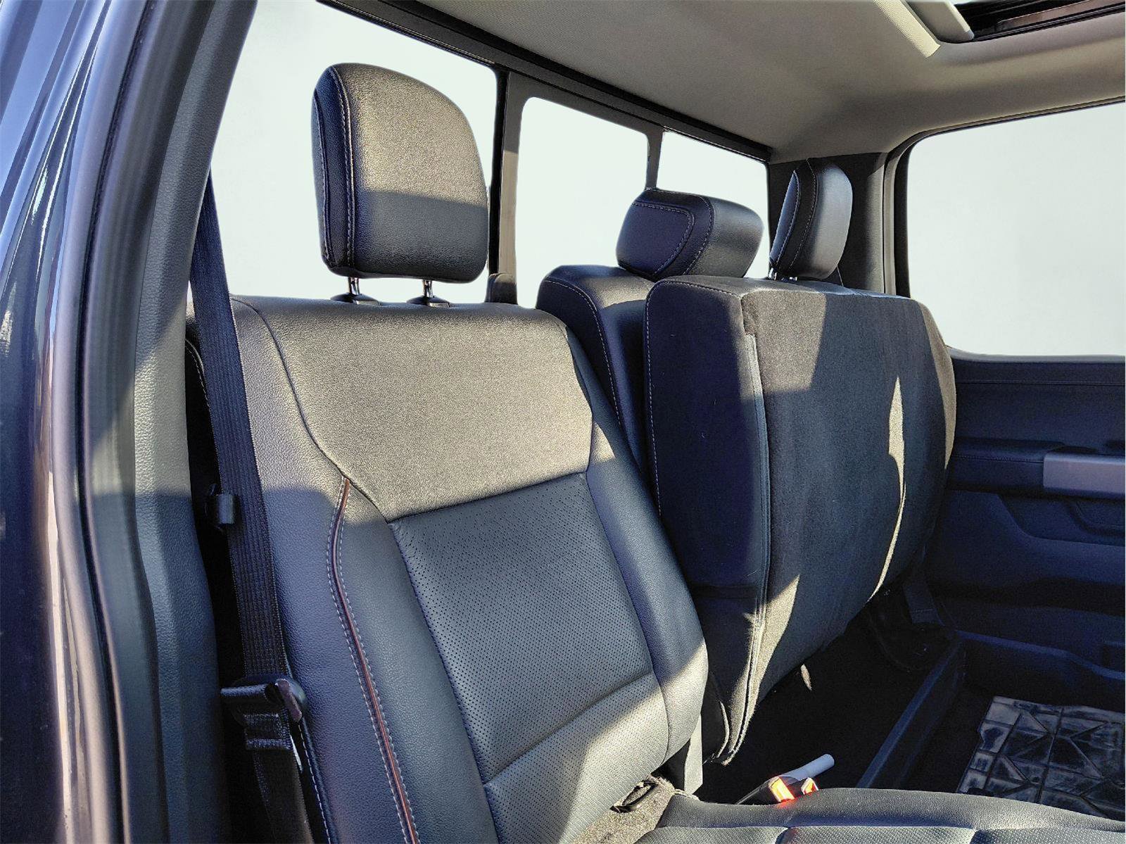 Used 2022 Ford F150 Lariat w/ Equipment Group 502A High image 15