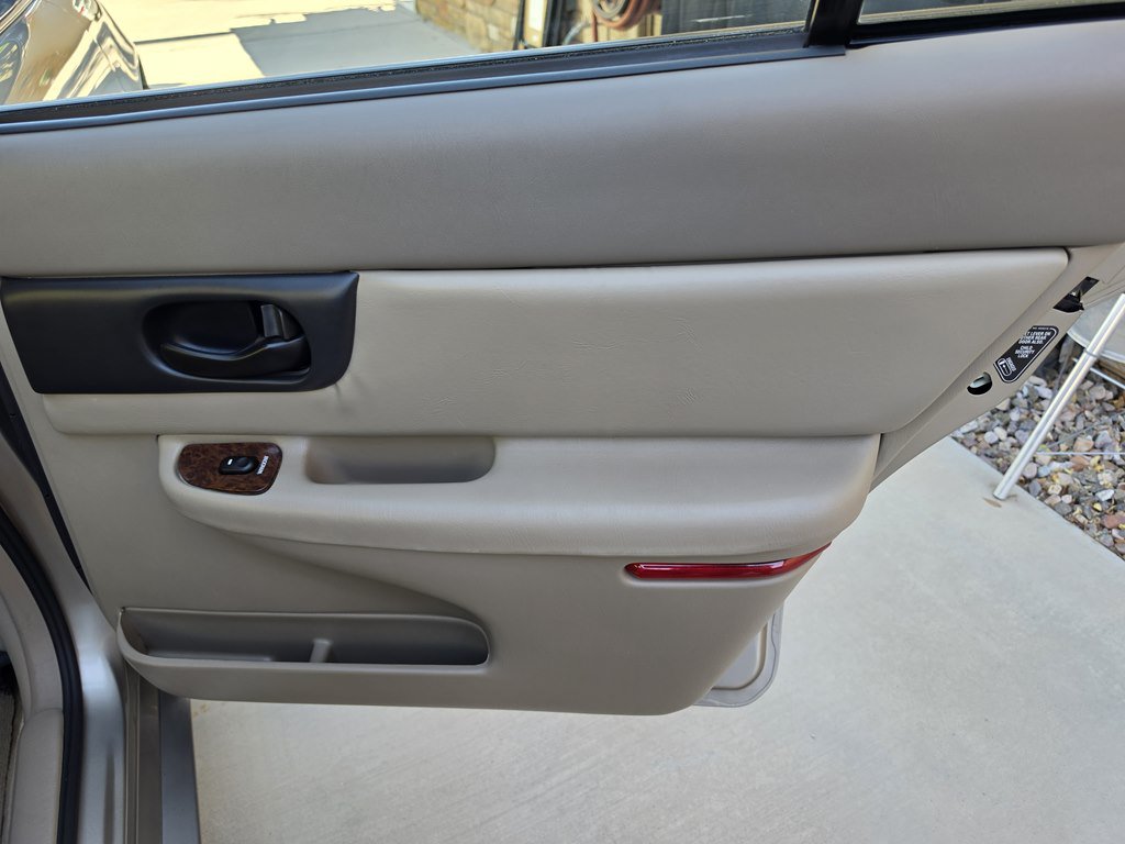 Used 2001 Buick Regal LS w/ Touring Pkg FWD image 31