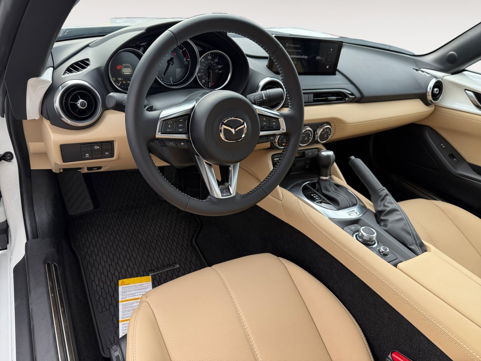 New 2026 MAZDA MX-5 Miata RF Grand Touring w/ Weather Package RWD image 15