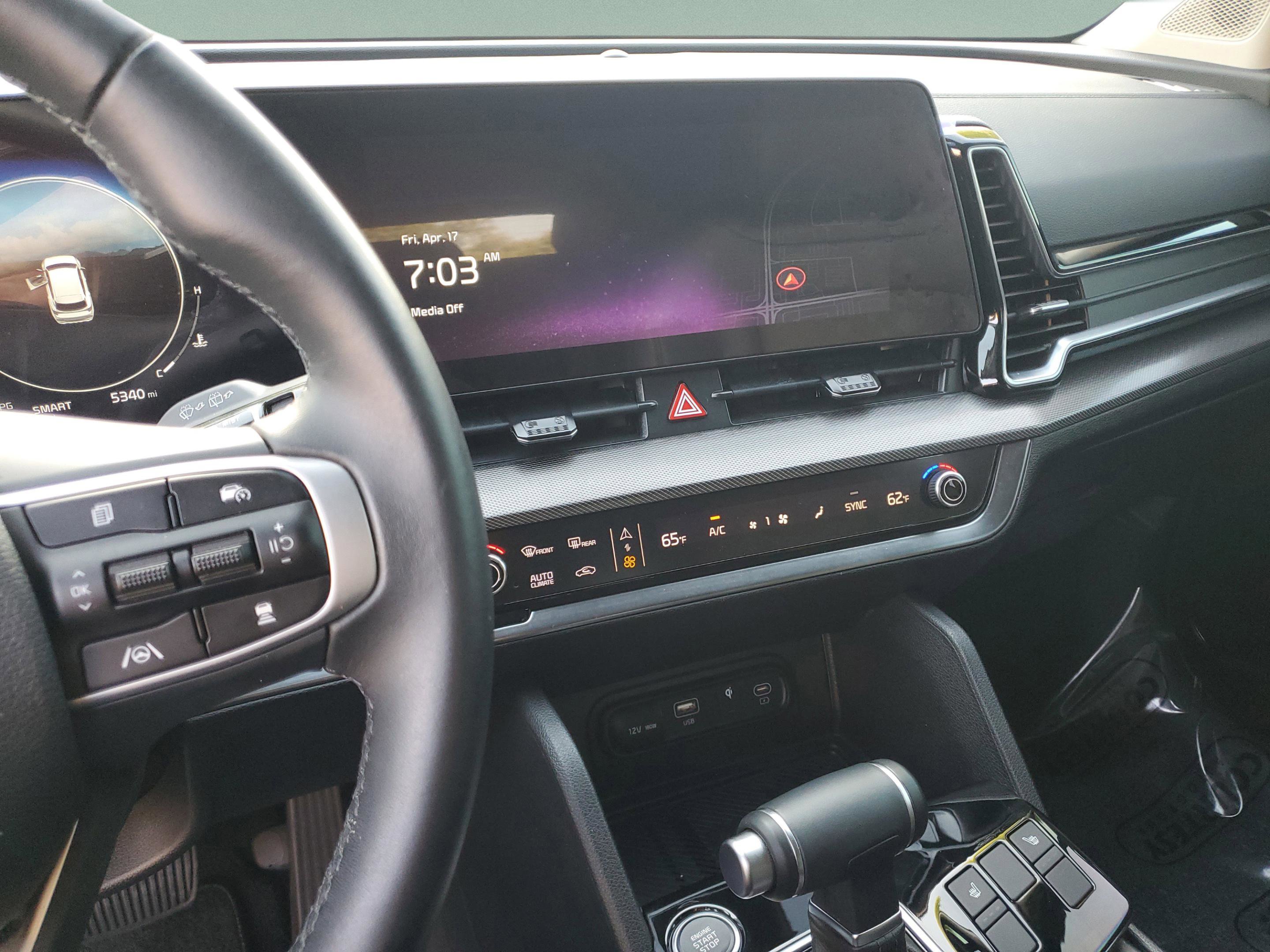 Used 2025 Kia Sportage SX image 24