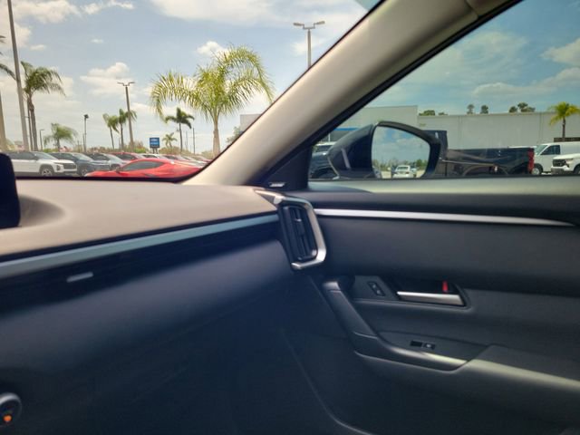 Used 2024 MAZDA CX-50 AWD 2.5 S w/ Premium Package image 29