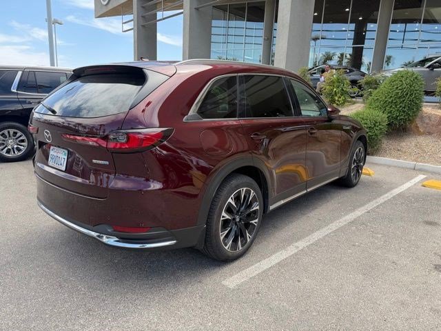 Certified 2025 MAZDA CX-90 Plug-In Hybrid w/ Premium Plus AWD/4WD image 4