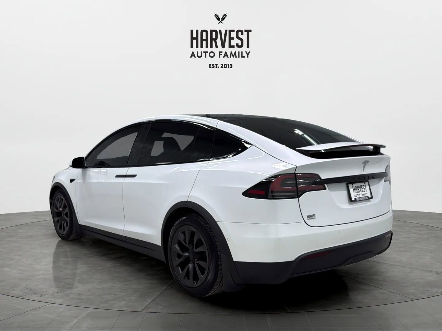 Used 2023 Tesla Model X image 4