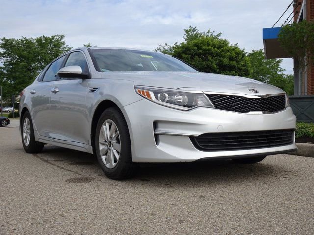Used 2017 Kia Optima LX FWD image 26