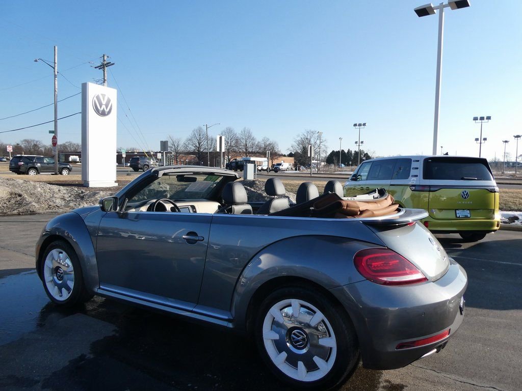 Used 2019 Volkswagen Beetle 2.0T SE image 16