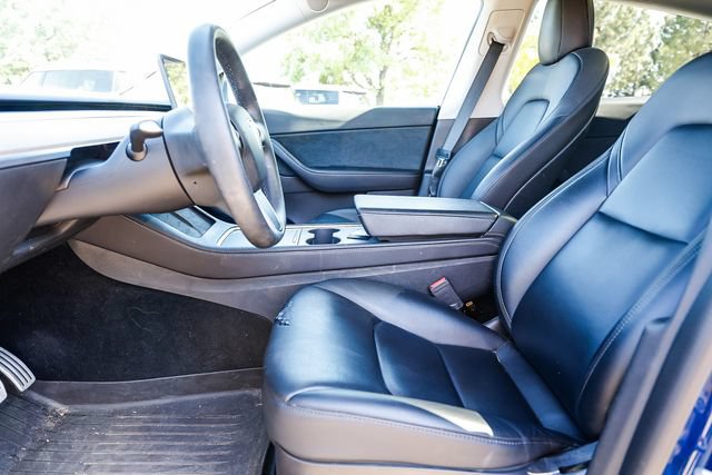 Used 2022 Tesla Model Y Performance AWD/4WD image 18