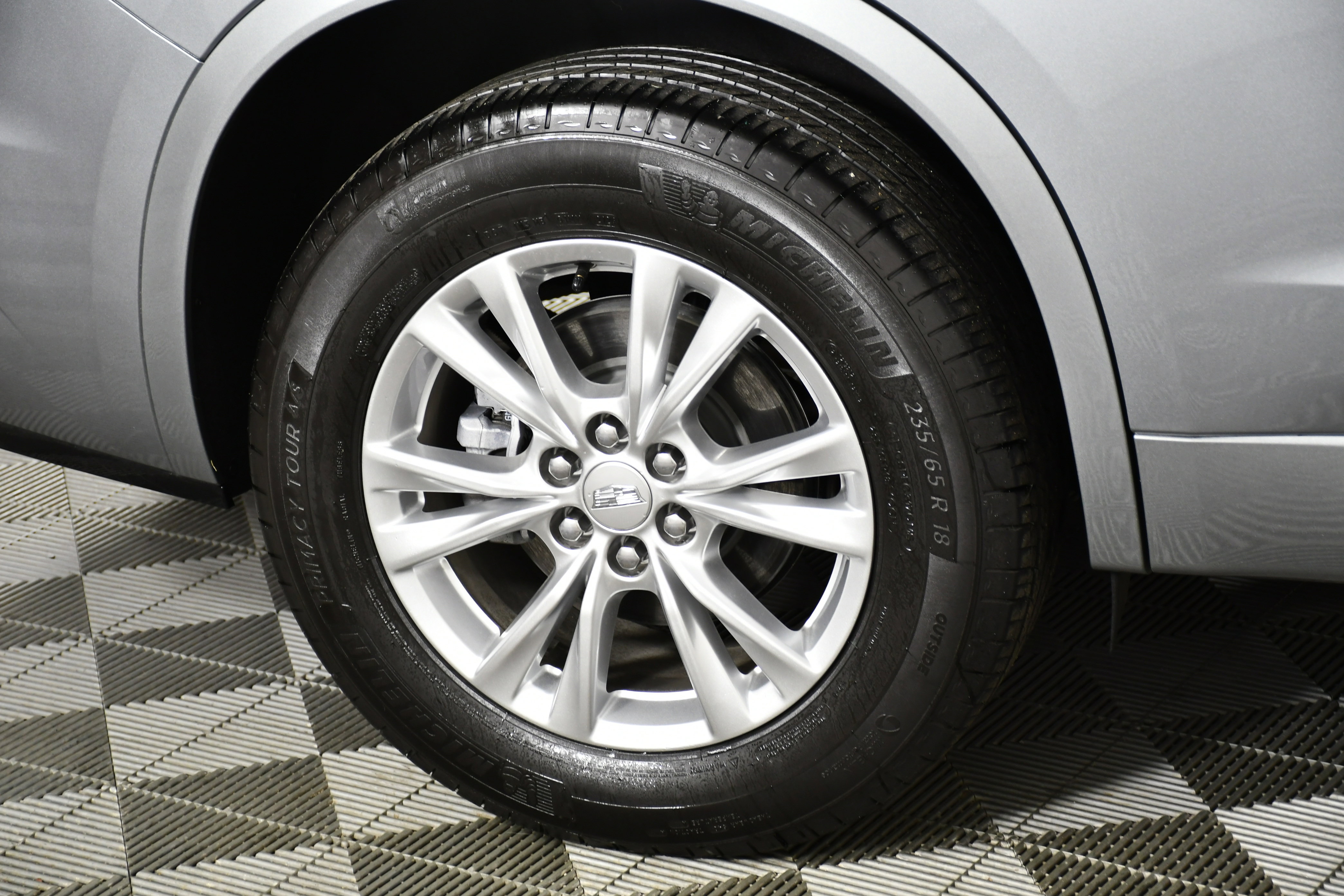 Used 2025 Cadillac XT6 Luxury image 57