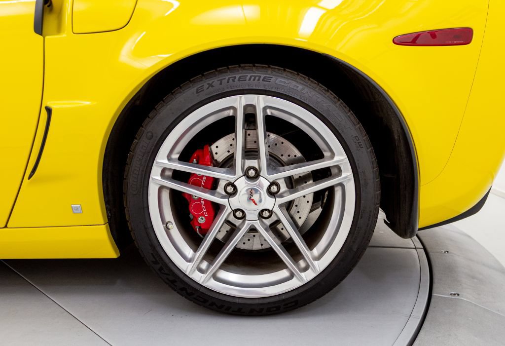 Used 2007 Chevrolet Corvette Z06 w/ Preferred Equipment Group RWD image 21