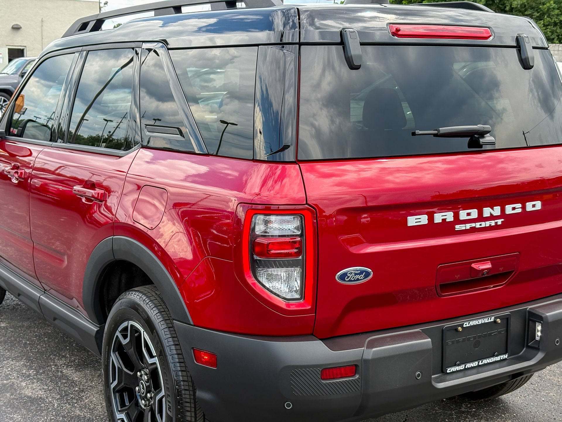 Used 2025 Ford Bronco Sport Outer Banks w/ Outer Banks Tech Package+ AWD/4WD image 12