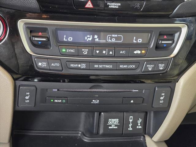 Used 2017 Honda Pilot Touring image 19