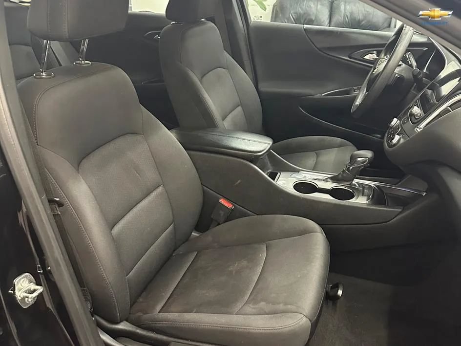 Used 2021 Chevrolet Malibu LT FWD image 27