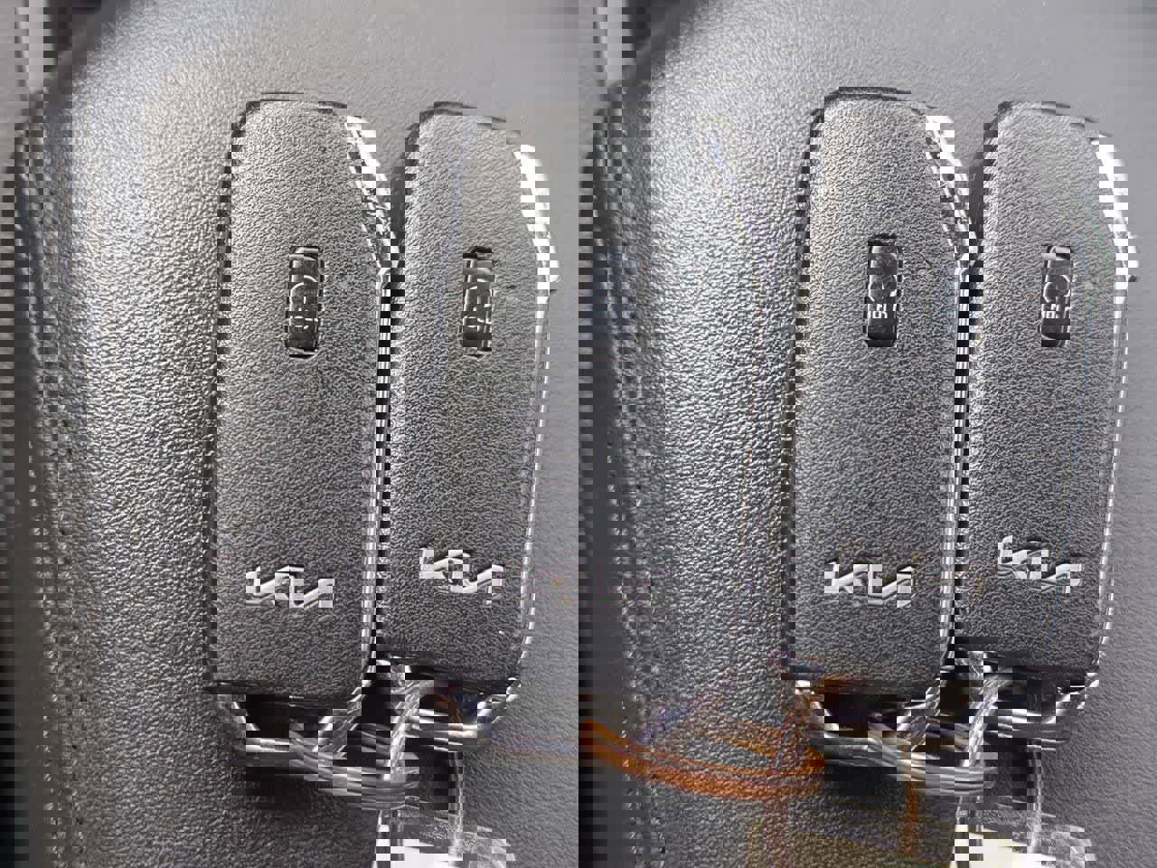 Used 2023 Kia K5 LXS image 32