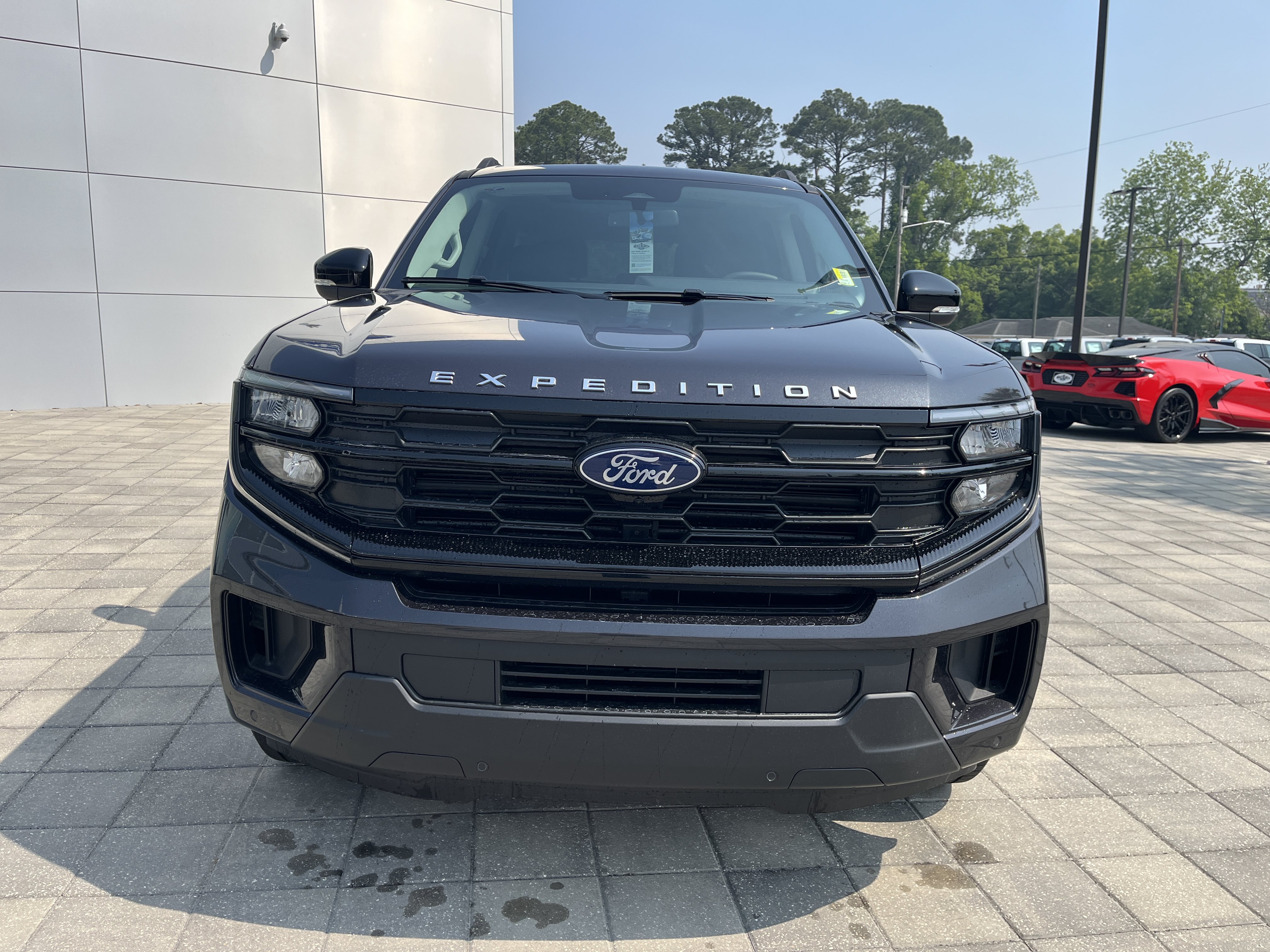 New 2026 Ford Expedition Active RWD image 9