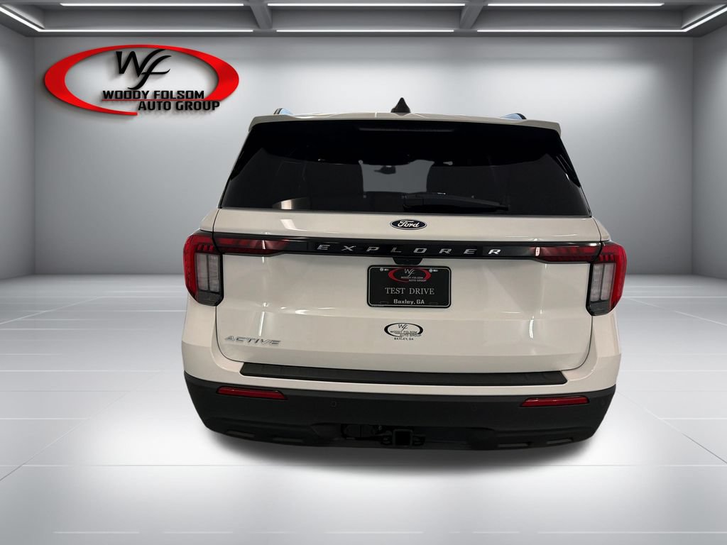 New 2027 Ford Explorer Active RWD image 7