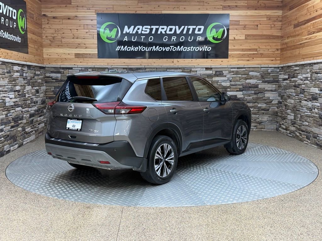 Used 2023 Nissan Rogue SV image 9