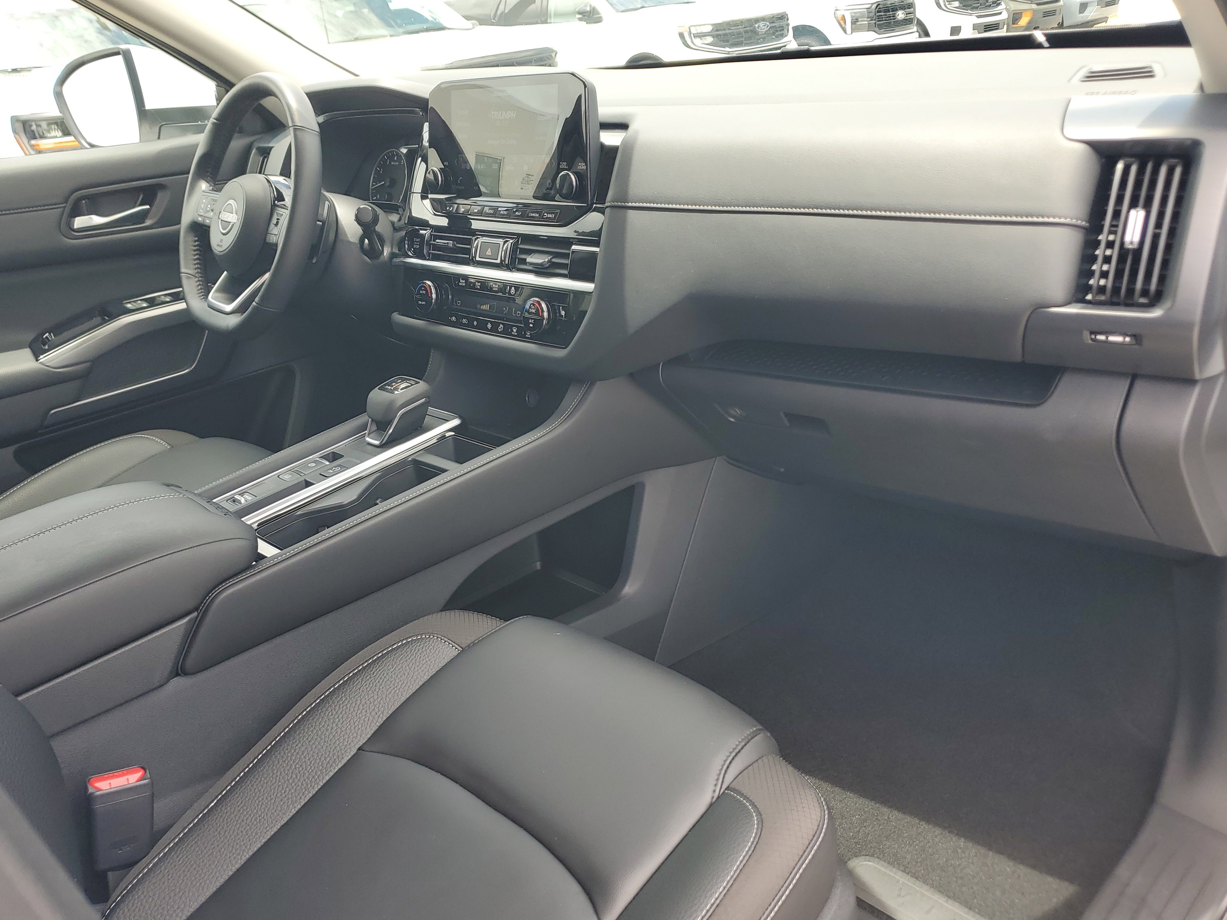 Certified 2025 Nissan Pathfinder SL image 20