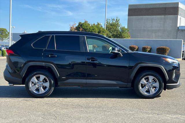 Certified 2022 Toyota RAV4 XLE AWD/4WD image 6