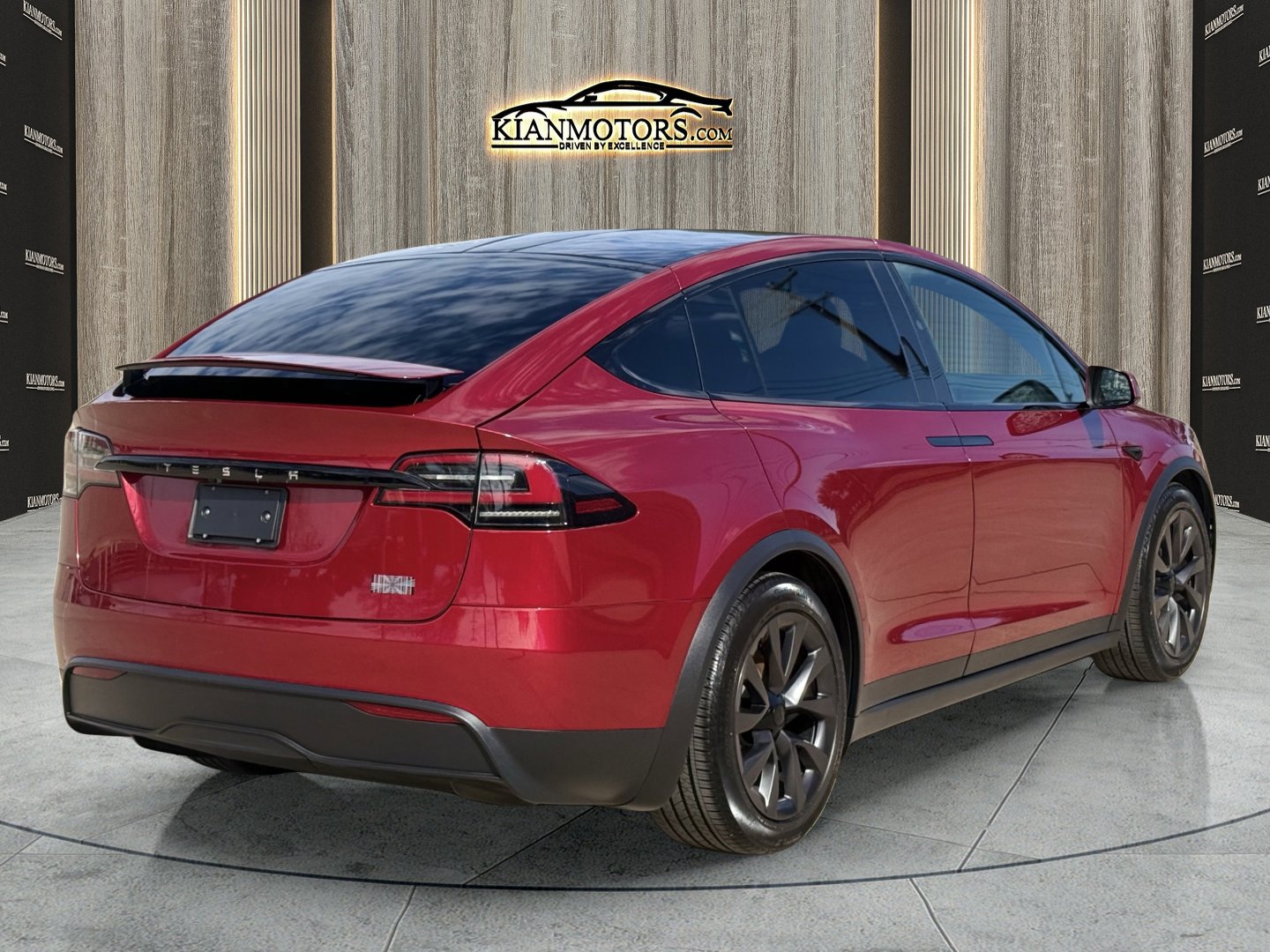 Used 2025 Tesla Model X Plaid image 8