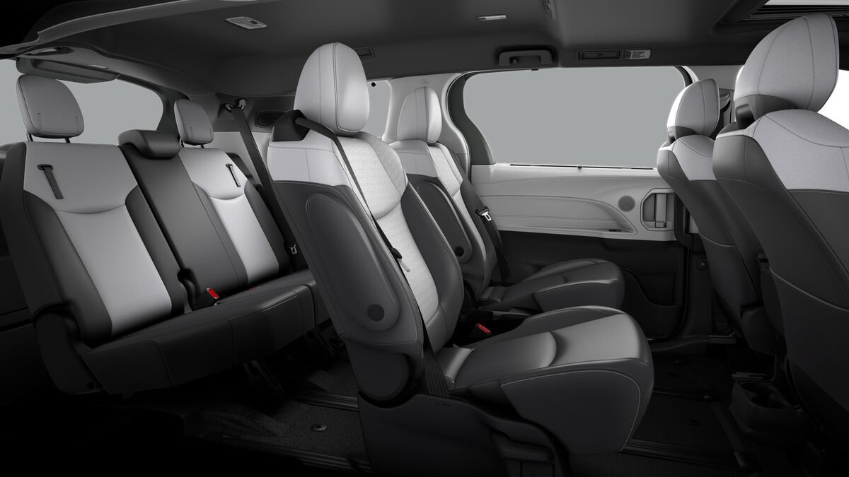 New 2026 Toyota Sienna XSE AWD/4WD image 21