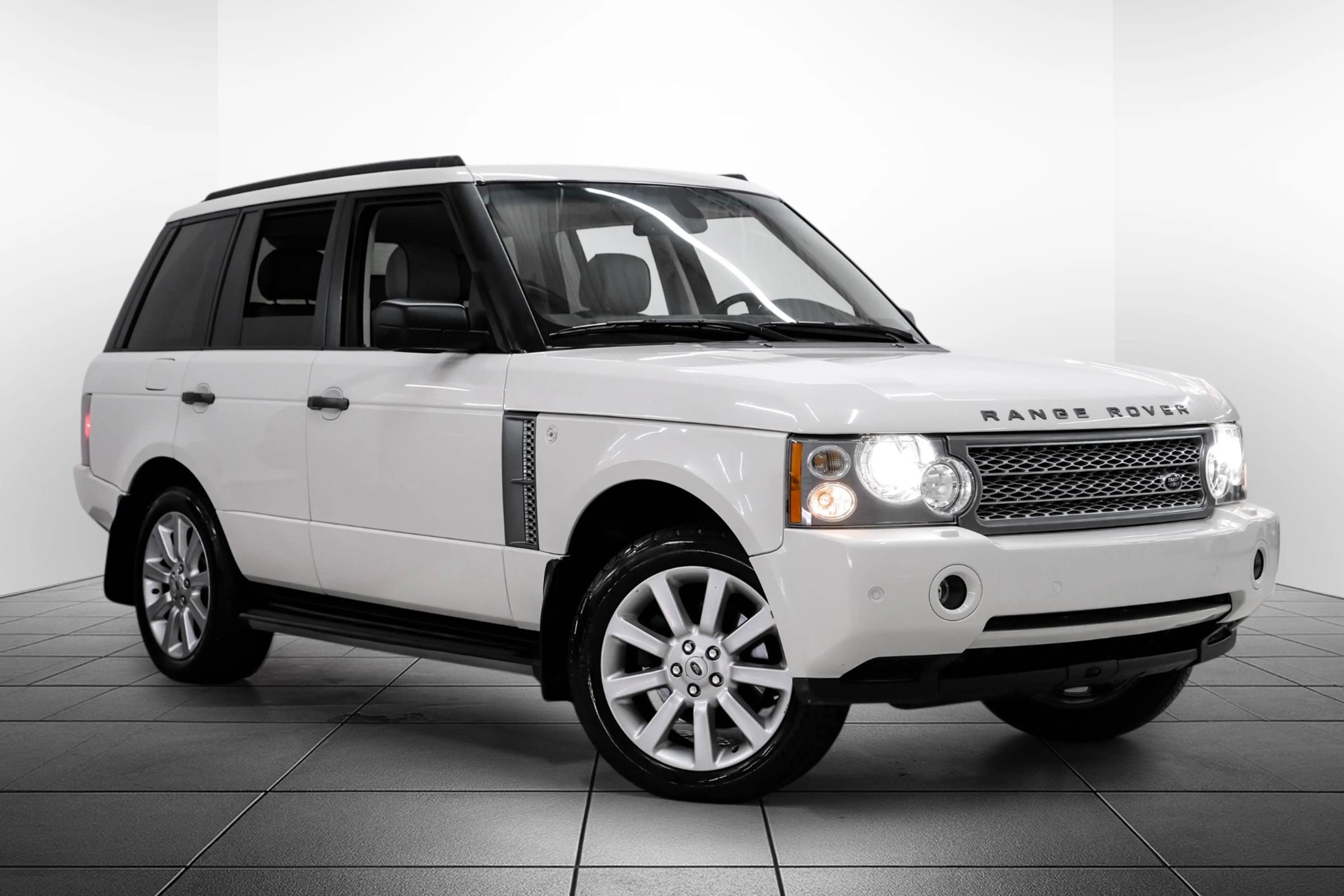 Used 2008 Land Rover Range Rover HSE AWD/4WD image 6