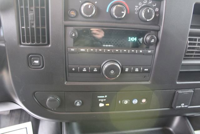 Used 2022 Chevrolet Express 2500 w/ Driver Convenience Package image 16