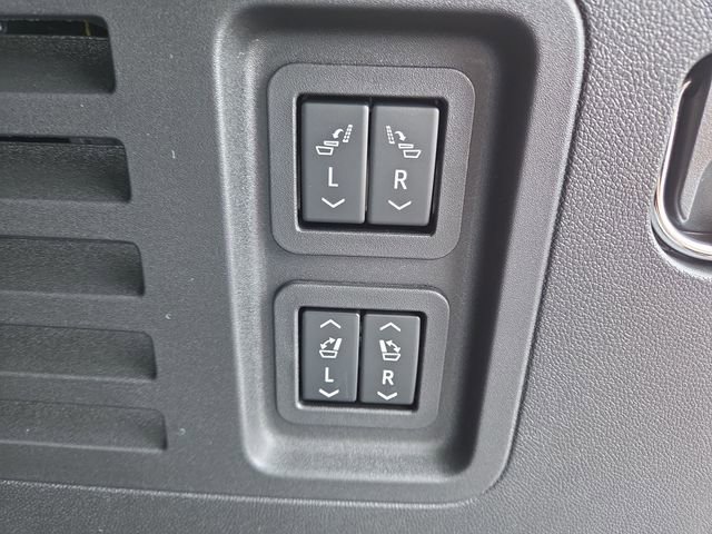 New 2026 Buick Enclave Sport Touring w/ Power Package image 36