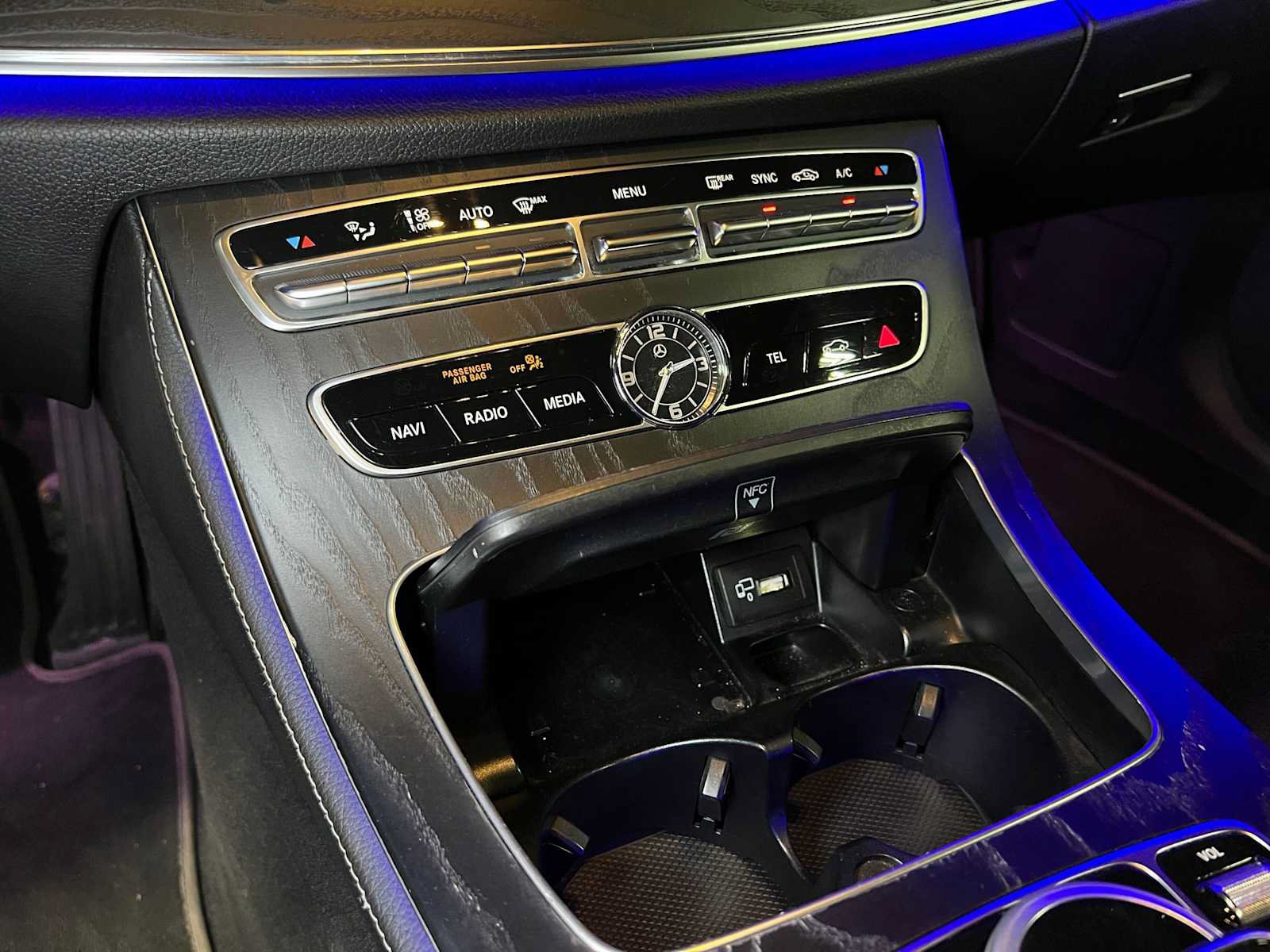 Used 2020 Mercedes-Benz E 450 4MATIC Sedan image 35