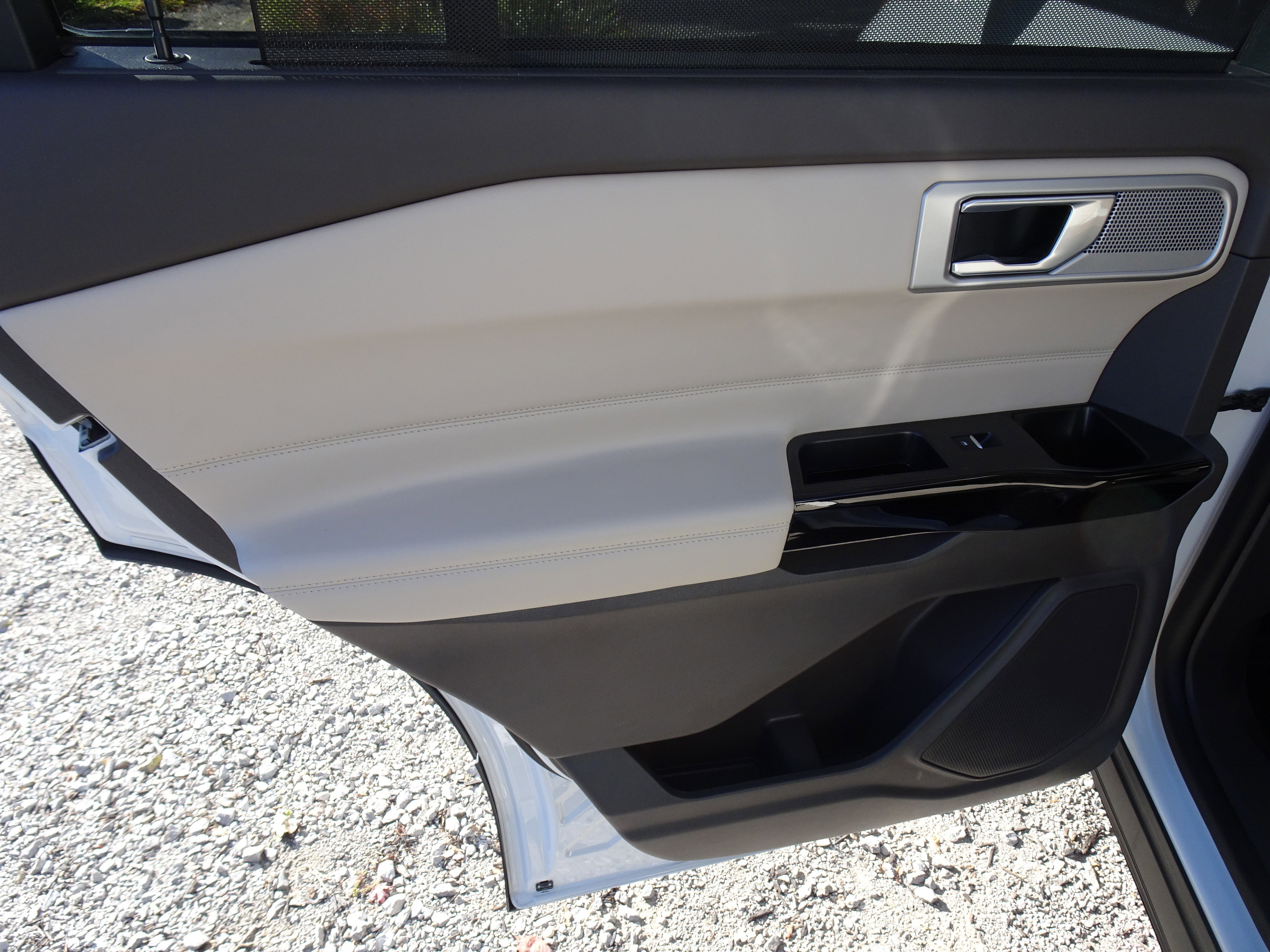 Used 2023 Ford Explorer Platinum w/ Equipment Group 601A image 19