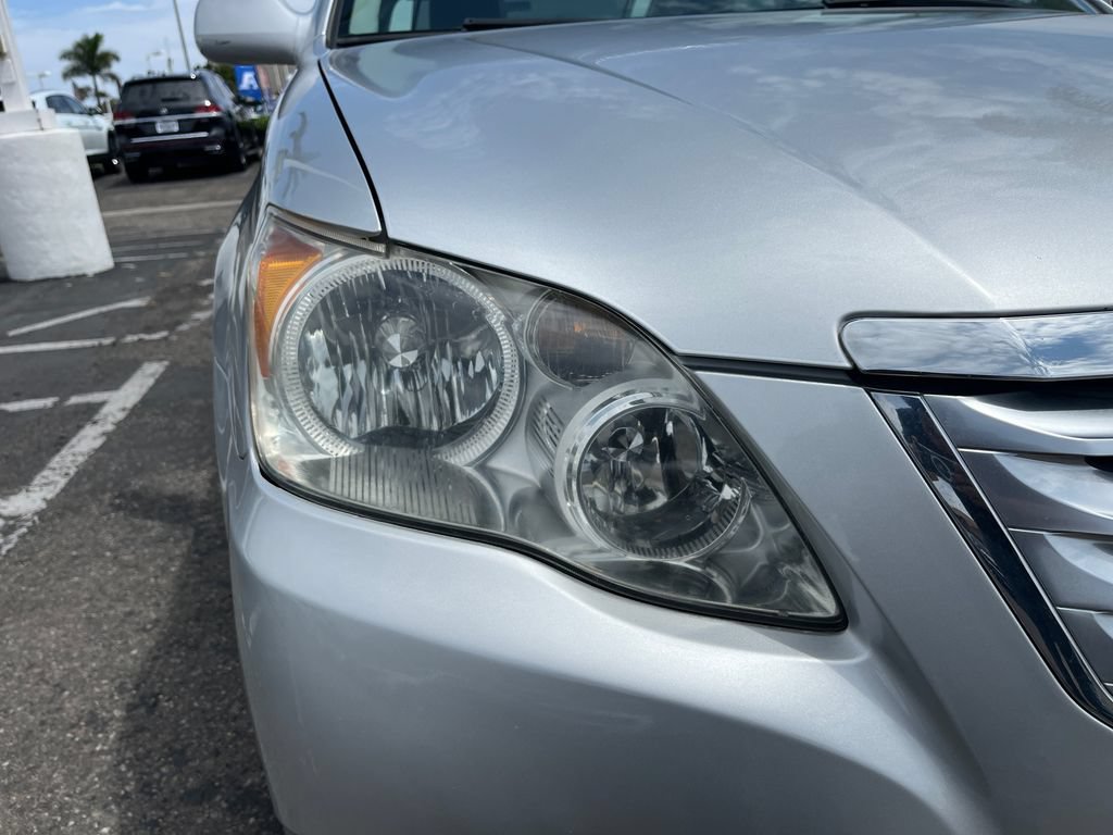 Used 2009 Toyota Avalon Limited FWD image 35