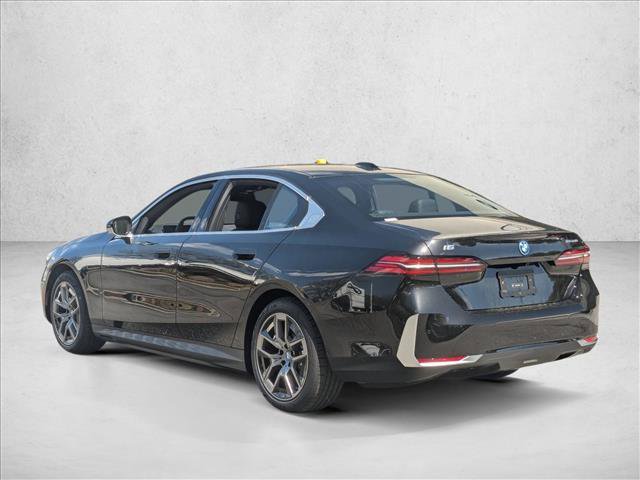 Certified 2025 BMW i5 xDrive40 w/ Premium Package AWD/4WD image 9
