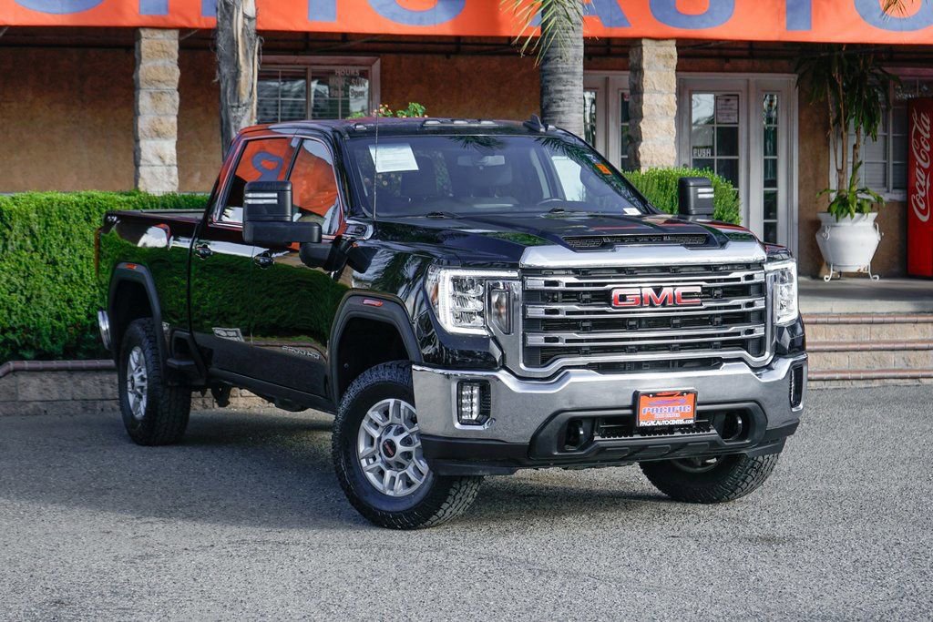 Used 2023 GMC Sierra 2500 SLE w/ SLE Convenience Package image 2