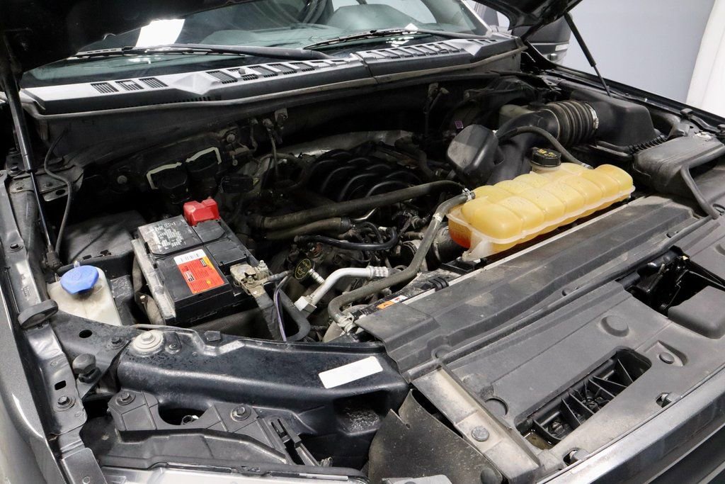 Used 2017 Ford F150 XLT w/ Equipment Group 302A Luxury image 16