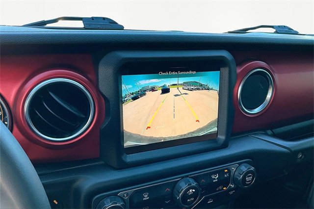 Used 2023 Jeep Wrangler Rubicon image 23