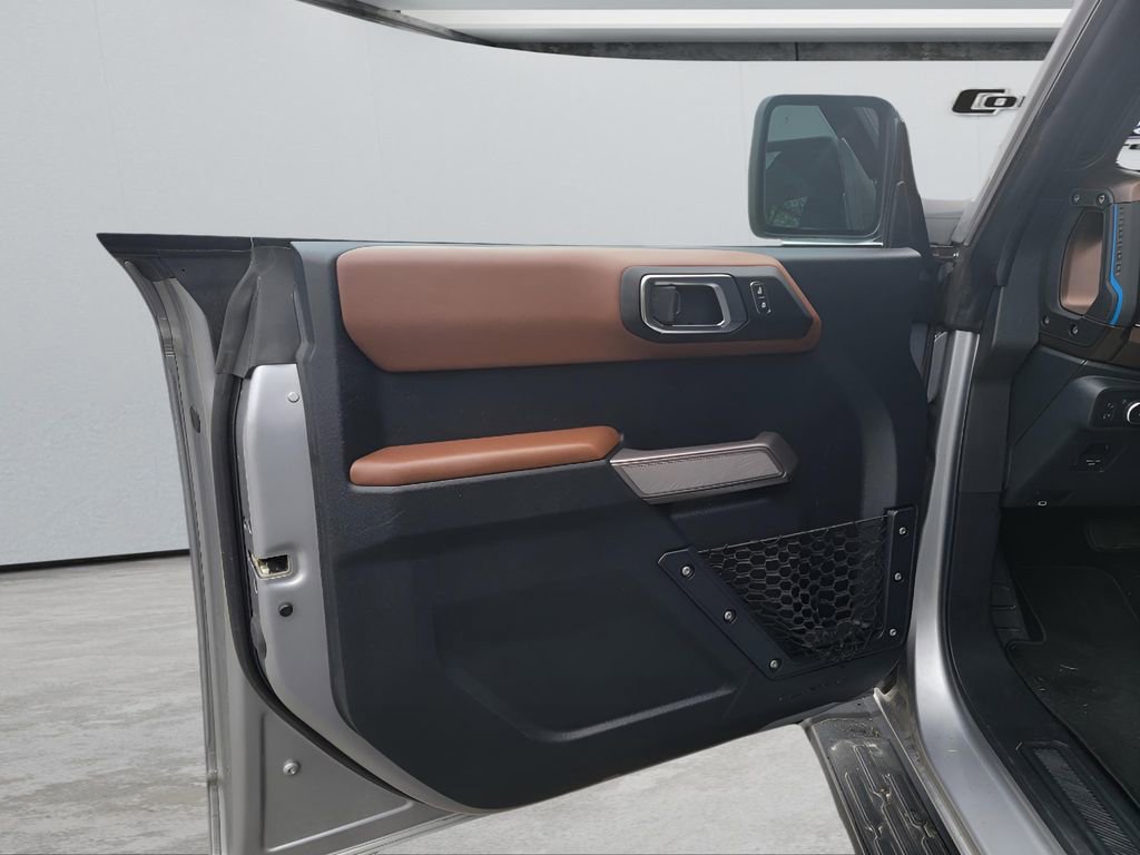 Used 2022 Ford Bronco Outer Banks image 10