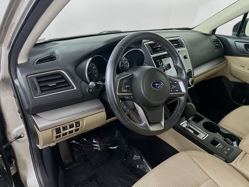 Used 2019 Subaru Outback 2.5i Premium AWD/4WD image 14