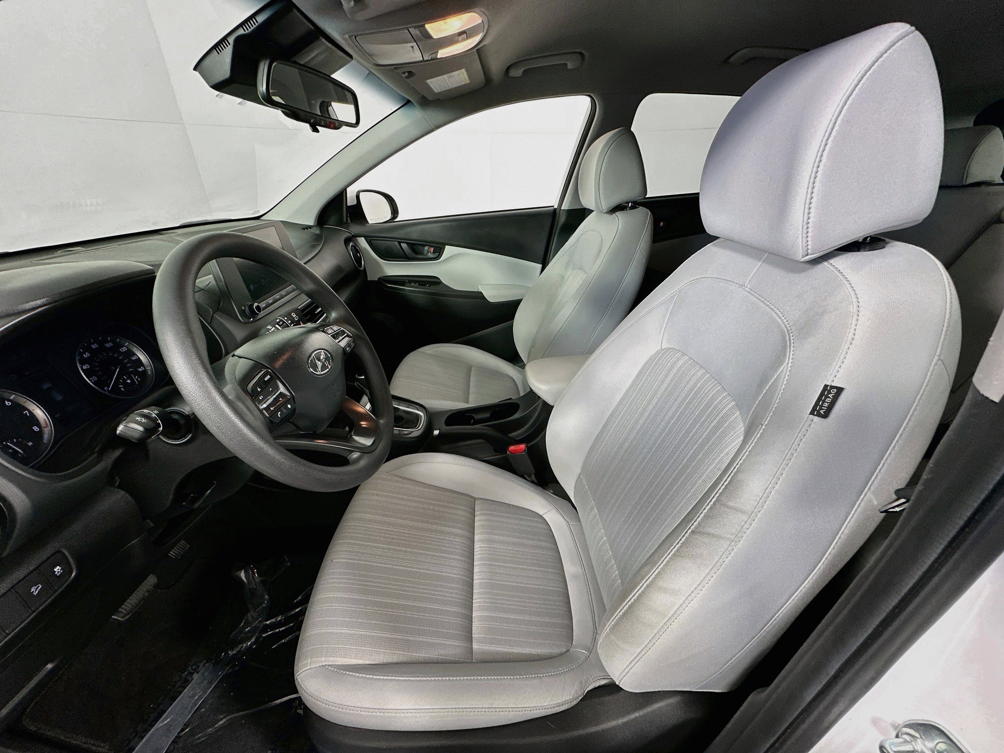 Used 2023 Hyundai Kona SEL AWD/4WD image 19