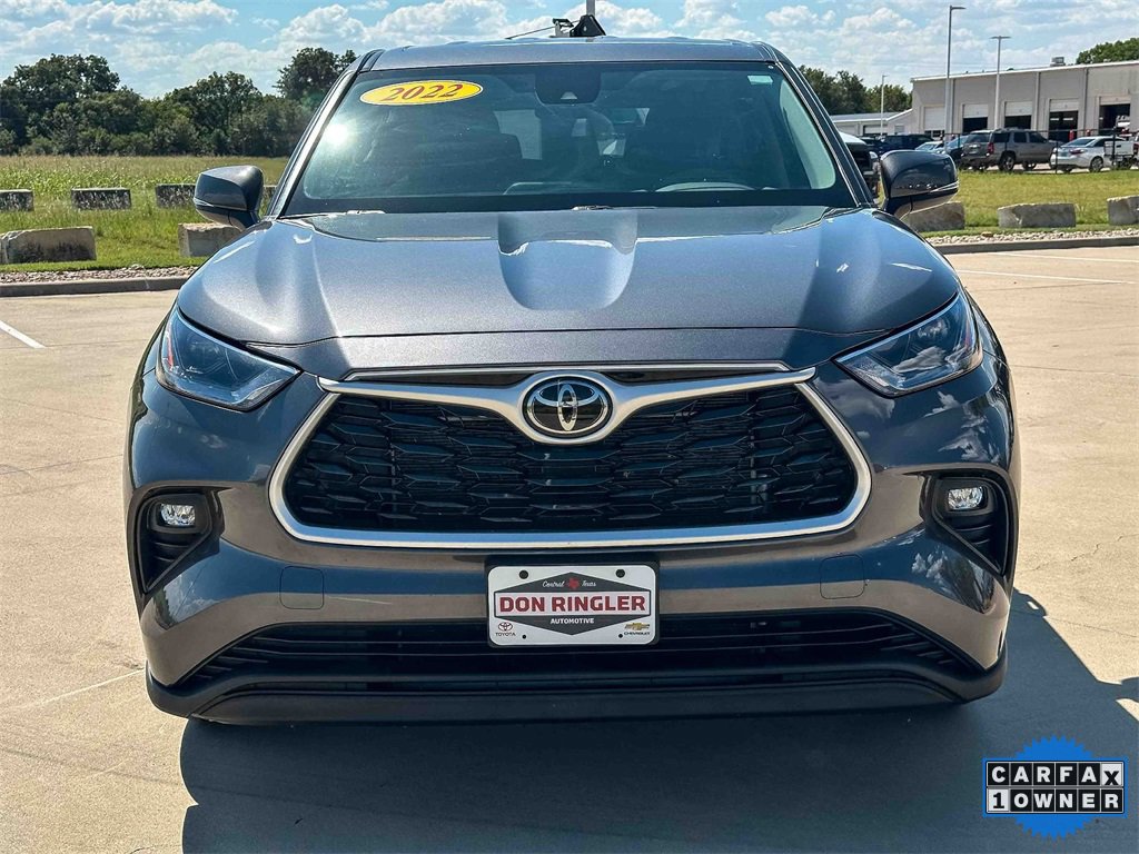 Used 2022 Toyota Highlander LE image 8