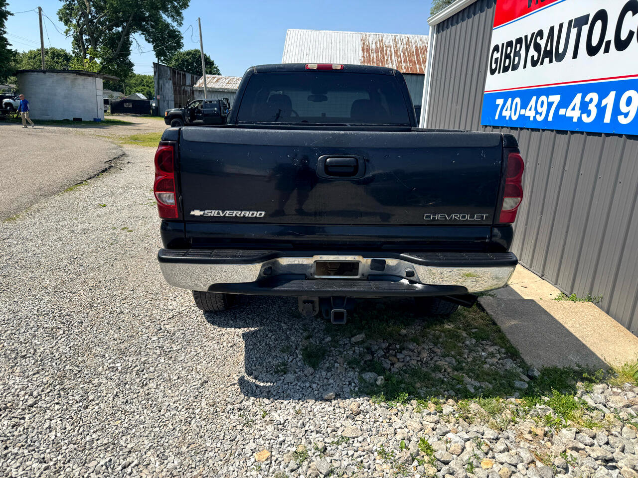Used 2004 Chevrolet Silverado 2500 LS w/ Skid Plate Package image 4