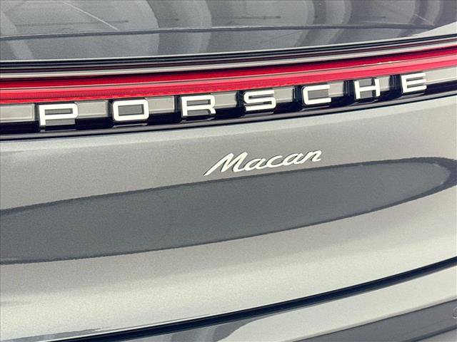 Certified 2026 Porsche Macan AWD/4WD image 25